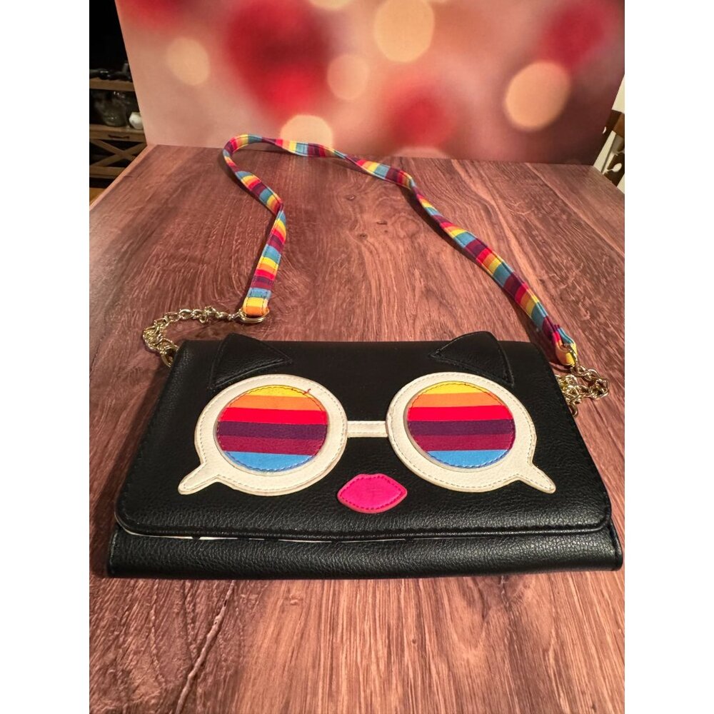🌈 For Sale: Betsey‎ Johnson Convertible Rainbow Pride Kitty Cat Crossbody 🌈
